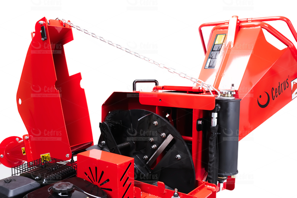 Rozdrabniacz spalinowy hydrauliczny Cedrus RB05PRO-HE do gałęzi 12 cm 